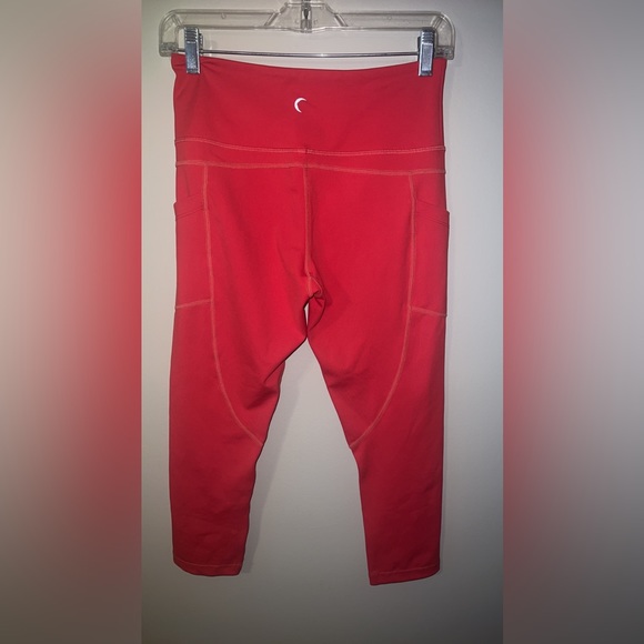 Zyia cropped leggings red size 6-8 - Picture 1 of 2